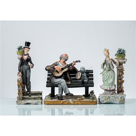 MANIFATTURA DI CAPODIMONTE DEL XX SECOLO, Tre sculture