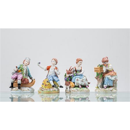 MANIFATTURA TEDESCA DEL XX SECOLO, Quattro piccole sculture