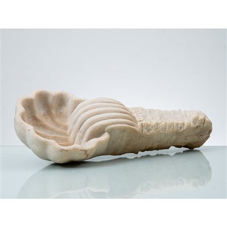 MANIFATTURA SICILIANA DEL XX SECOLO, Piccola acquasantiera