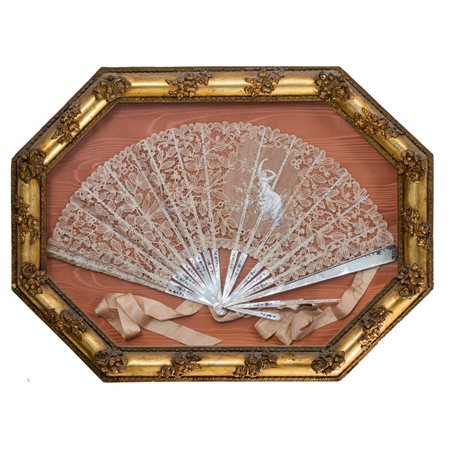 MANIFATTURA ITALIANA DEL XIX SECOLO, Cornice/bacheca