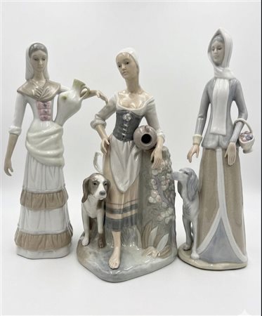 Lotto di tre sculture in porcellana "Country Lass" (Lladrò) e figure rurali spagnole cm 35 circa