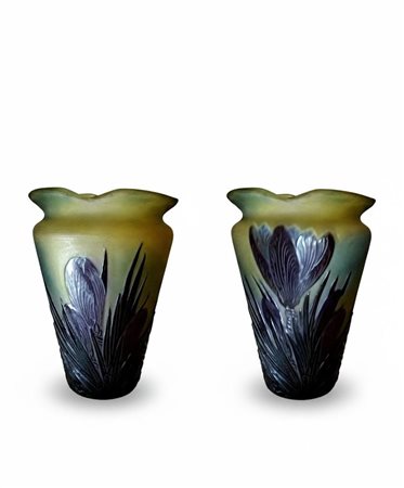 Émile Gallé – Vaso Art Nouveau "Crochi" – Vetro Multistrato con Firma di Ispirazione Giapponese