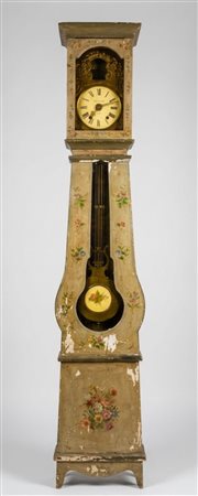 Pendola da terra in legno laccato e decorato a motivi floreali, cm 220 circa