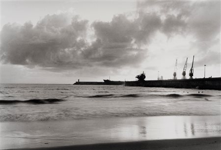 Gabriele Basilico (1944 - 2013)  - Matosinhos, 1996