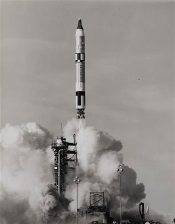 NASA (XX sec.)  - Senza titolo (Missione spaziale Gemini 8), 1966