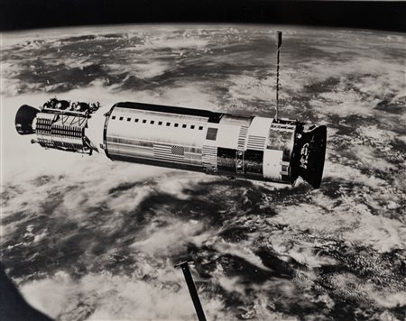 NASA (XX sec.)  - GT-12 on board film with astronauts Lovell and Aldrin, 1966