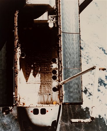 NASA (XX sec.)  - Challenger view from Space Shuttle Challenger, 1983