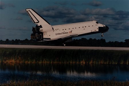 NASA (XX sec.)  - Space Shuttle orbiter Atlantis, 1997
