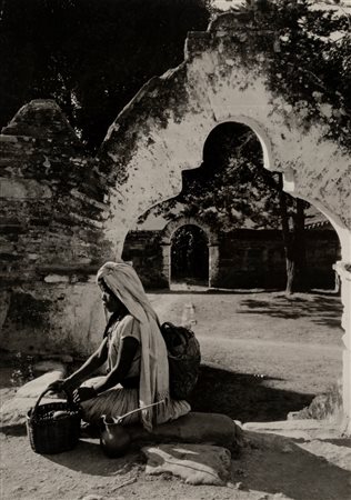 Luis Marquez (1899 - 1978)  - Tipo de India Chinanteca, Oxaca, Mexico, 1930s/1940s
