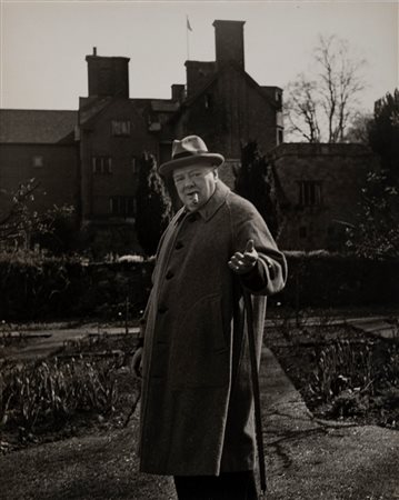 Philippe Halsman (1906)  - Winston Churchill in front of Cahrtwell, 1951