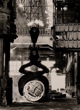 Mimmo Jodice (1934 - 2025)  - Senza titolo (Industria), 1980s