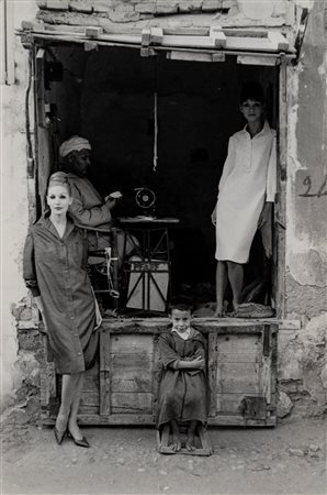 Jeanloup Sieff (1933 - 2000)  - Jardin des Modes, 1970s