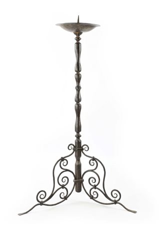 Reggicero da terra in ferro battuto altezza cm 120 lungo stelo composito...