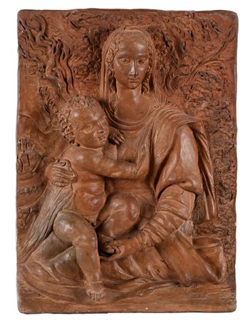 Madonna col Bambino cm 46x33,5 Il bassorilievo trae ispirazione dai modelli...