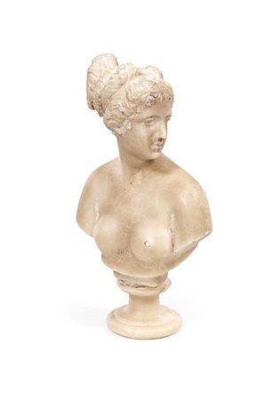 Bustino in marmo bianco raffigurante Venere dei Medici altezza cm 21...