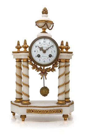 Orologio a portico in marmo bianco, Francia, XIX secolo cm 40x24x11 struttura...