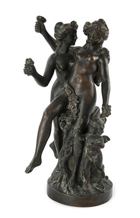 Baccanti e Cupido altezza cm 40 Una delle due baccanti reca una ghirlanda...