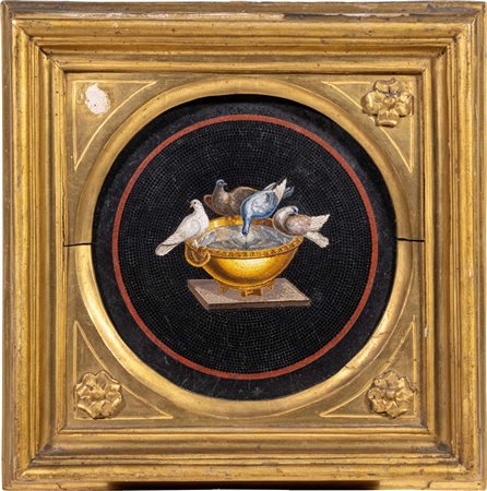 Placca in marmo nero con inserto in micromosaico raffigurante le colombe di...