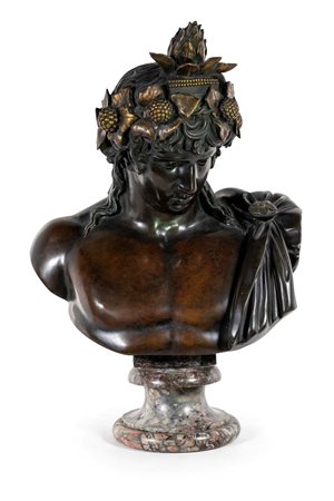 Busto di Bacco in bronzo su piedistallo in marmo altezza cm 69 latamente...