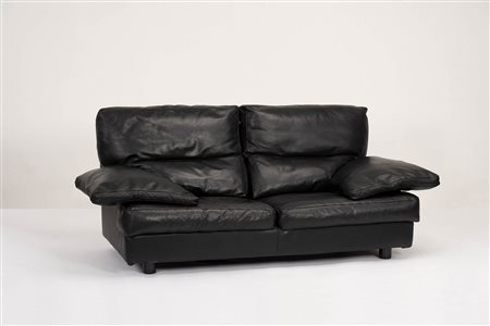 Cinova Divano;In pelle, h. 75 x 175 x 95 cm, piccoli difetti