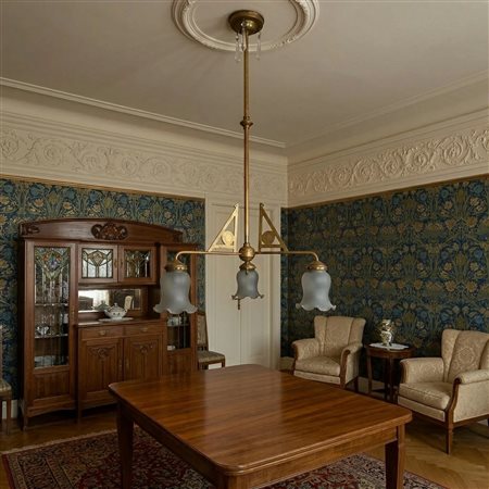 Lampadario 12 Decò a tre luci con vetri in opaline bianco a tulipano, Early 20° secolo