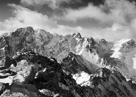 Mihály  Demeczky (Budapest, Ungheria, 1988 - ) 
Alps X 
 Sheet Size 21 x 29,7 cm / Image size: 18,6 x 28 cm