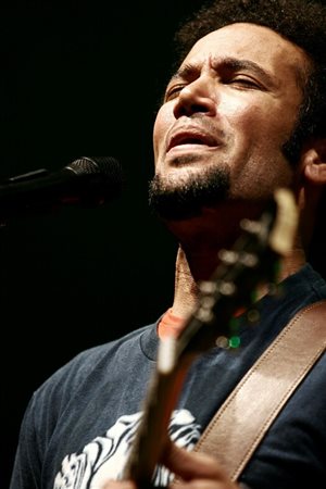 Hervé  All (Lione, Francia, 1976 - ) 
Ben Harper 
 Sheet Size 21 x 29,7 cm / Image size: 18,49 x 28 cm