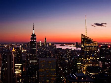 Guido Gambardella (Italy, 1982 - ) 
Sunset in NYC 
 Sheet Size 21 x 29,7 cm / Image size: 18,49 x 28 cm
