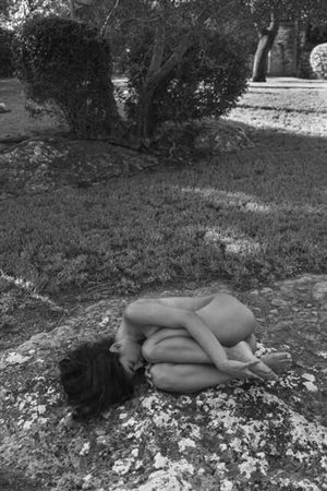 Teddy Marks (Germania, 1967 - ) 
Amantes De Verano - Garden 9 
 Paper Size 21 x 29,7 cm / Image size: 18,6 x 28 cm