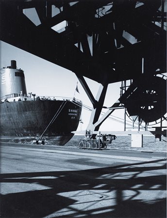 GABRIELE BASILICO Milano 1944 Dunkerque, 1985 fotografia cm. 28x21, opera non...