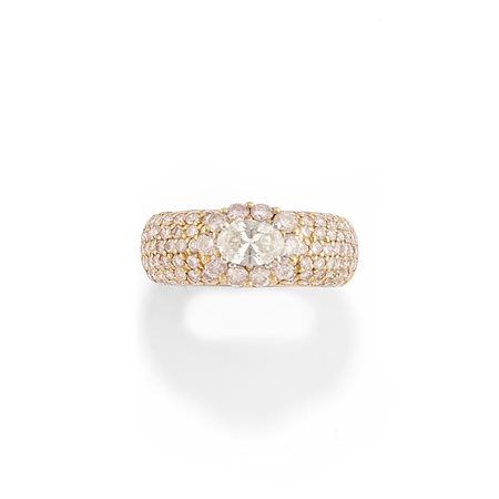 Anello con diamante
