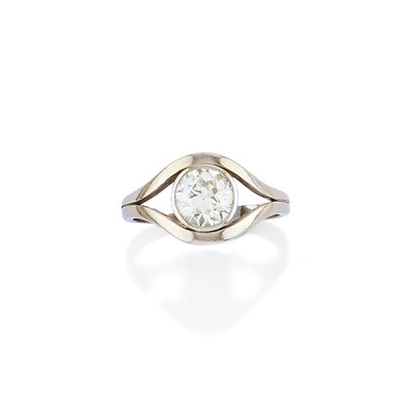 Anello con diamante