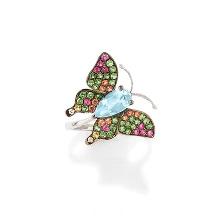 Anello con farfalla