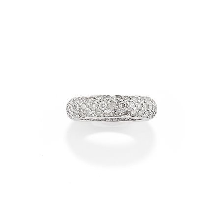 Anello con diamanti