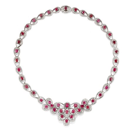 Collana con rubini