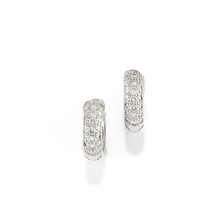 Orecchini con diamanti