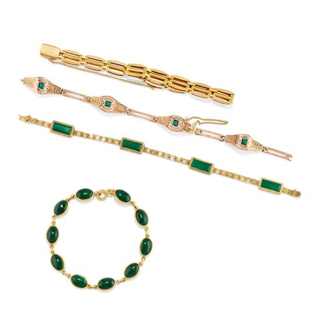 Quattro bracciali con pietre di colore