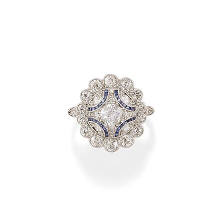Anello con diamanti