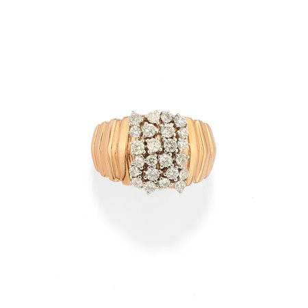 Anello con diamanti 