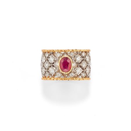 Anello con rubino