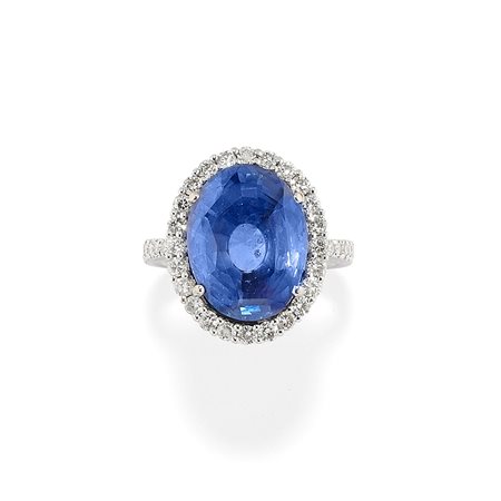 Anello con zaffiro Ceylon e diamanti