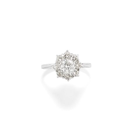 Anello con diamanti