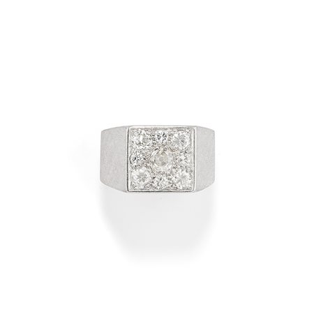 Anello con diamanti