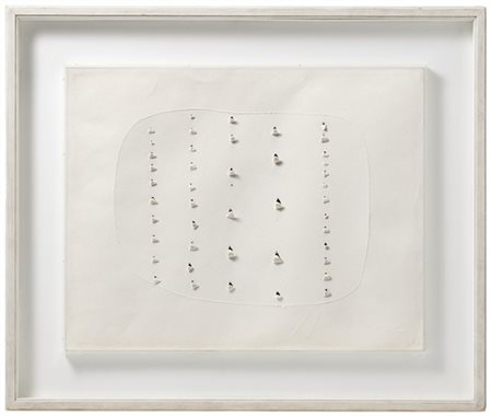 Lucio Fontana "Concetto spaziale" 1966-1968
strappi e graffiti su carta assorben