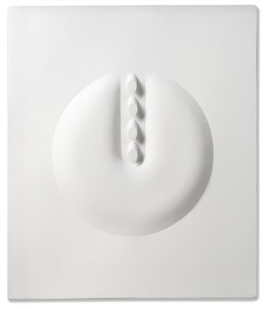Agostino Bonalumi "Bianco" 1966
tela estroflessa e tempera vinilica
cm 69,5x59,5