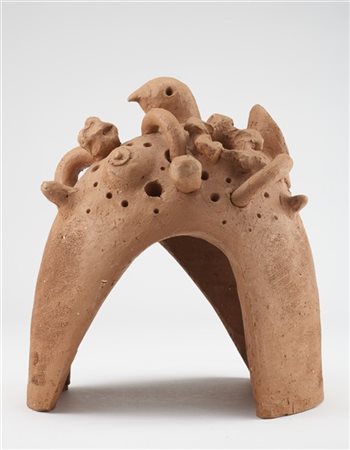 Luigi Mainolfi "Capanna" 2002
terracotta
cm 26x24x19

Provenienza
Galleria La Sc