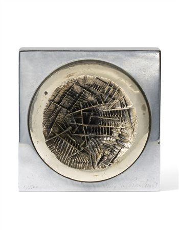 Arnaldo Pomodoro "Piccola scultura per Europalia '69" 1969
bronzo argentato e do