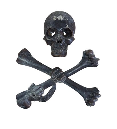 Scultura in legno in noce massello e intagliato, periodo XIX secolo...