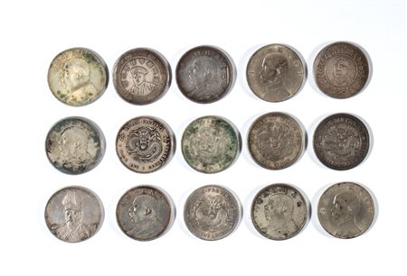  
Lotto di quindici monete in argento. Cina, Repubblica, 1912-1949 
 