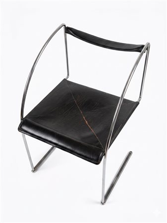 Sedia a sbalzo in stile Bauhaus con struttura in metallo tubolare lucido